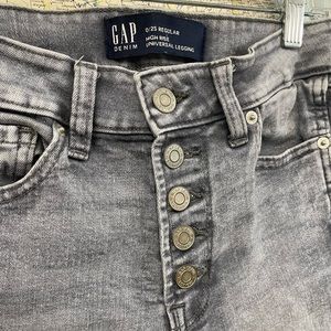 GAP High Rise Universal Legging - button fly Size 0 / 25 Gray Wash